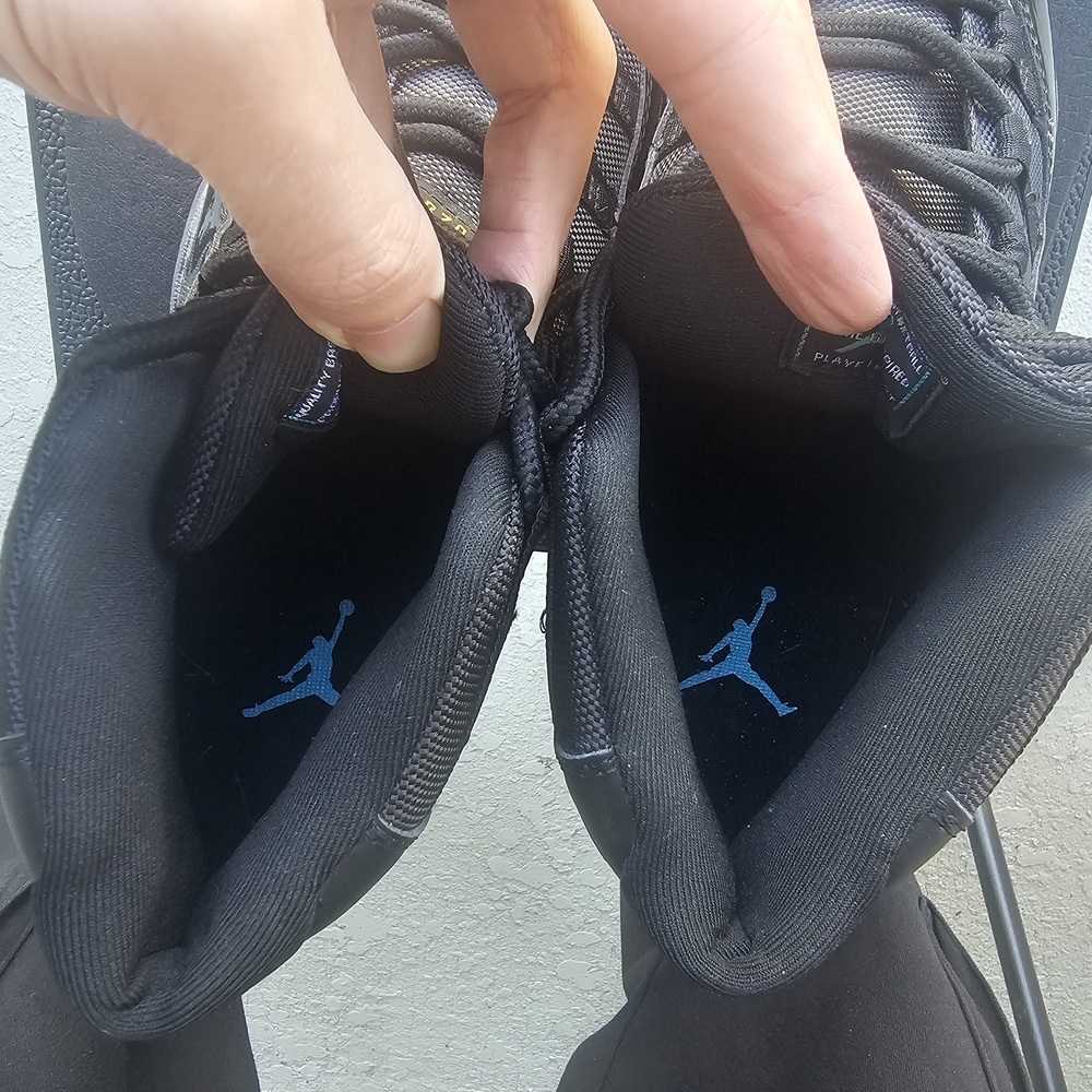 Size 10 - Jordan 11 2013 Gamma Blue - Picture 4 of 8